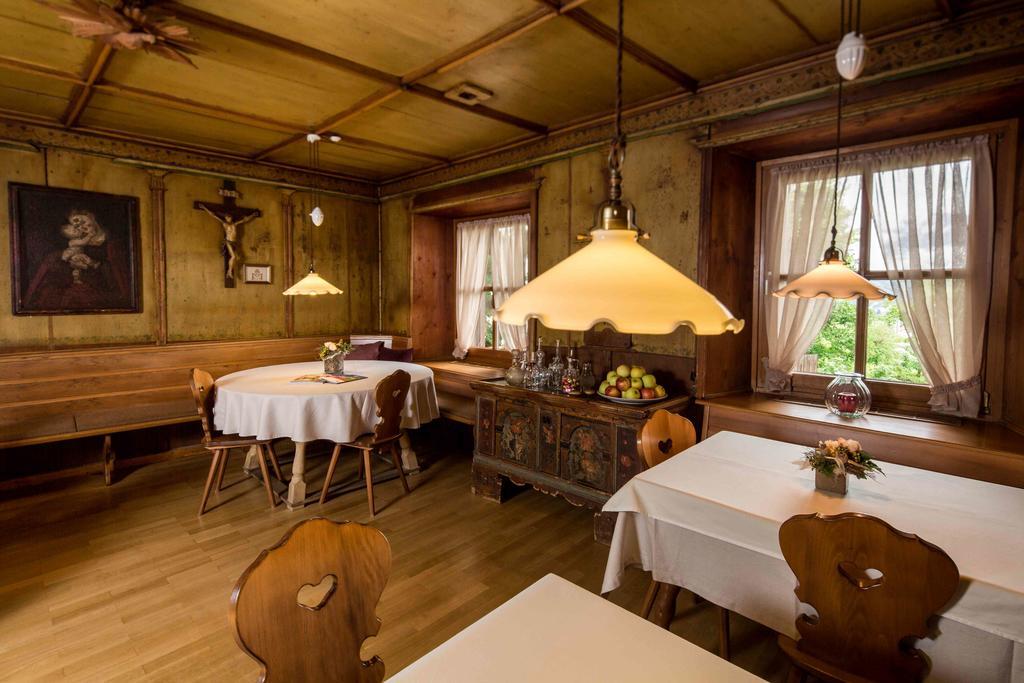 Pension An Der Linde Lagundo Bagian luar foto